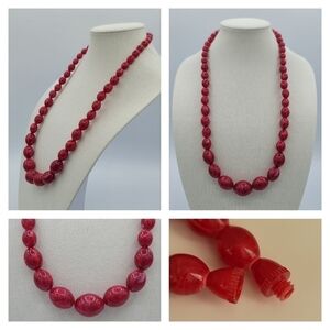 Vintage Necklace Raspberry Colored Plastic Beads #580